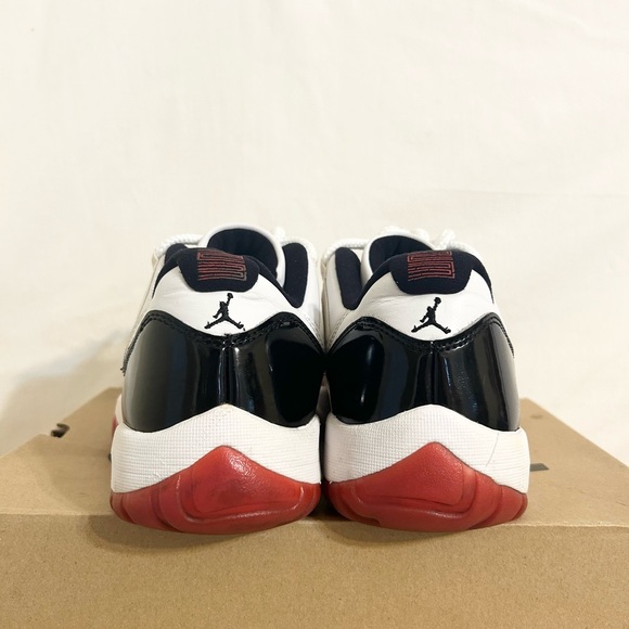 Jordan 11 Retro Low Concord Bred size 10.5 AV2187-160 2020 PRE-OWNED - Picture 5 of 10